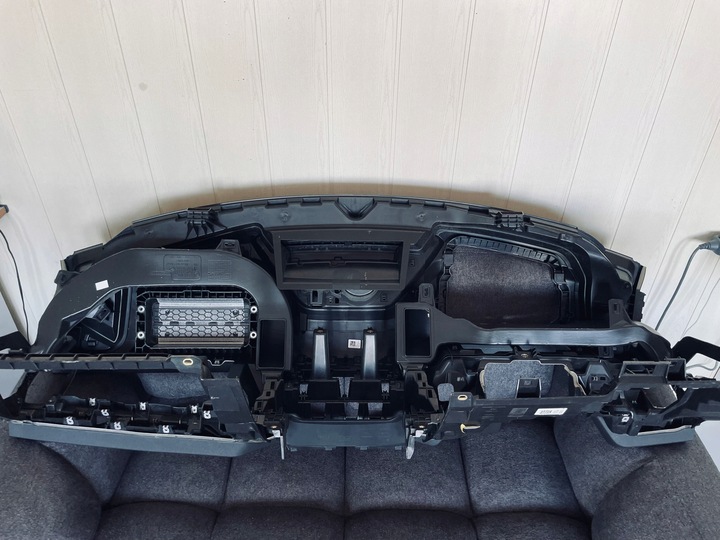 фото №6, Консоль подушка skoda kodiaq