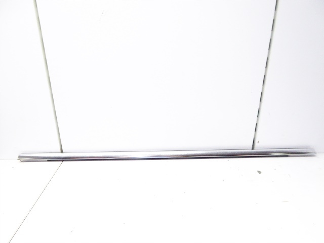 фото №1, Passat b6 планка накладка зад права хром