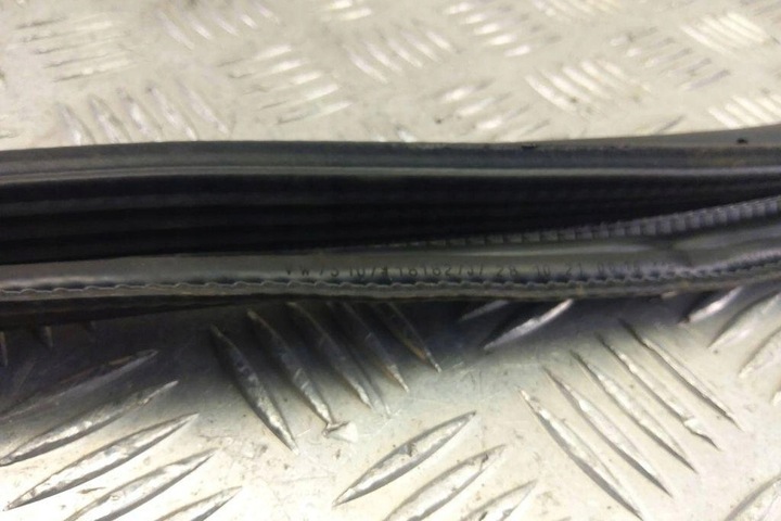 фото №7, Прокладка передніх правих двері vw id.3 e11 10a867911b електричний 107kw