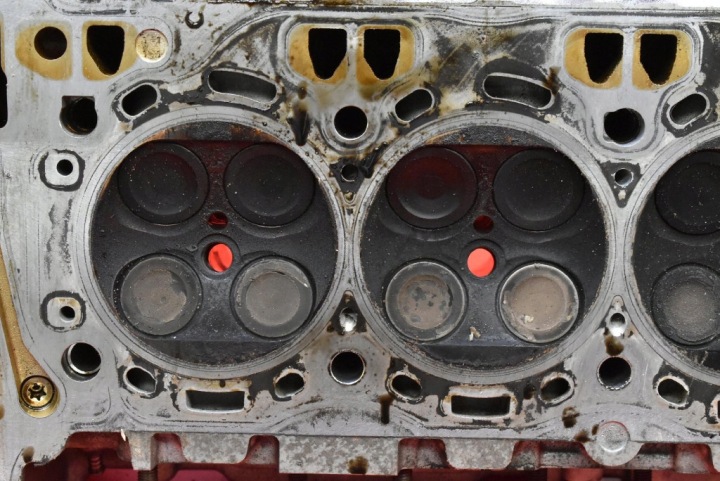 фото №8, Головка двигателя левая 757394004 bmw f01 f02 4.4 v8 407 km 08-12