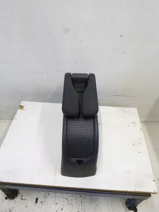 фото №1, Підлокітник renault scenic ii 04r.