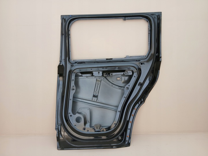 фото №8, Land rover defender ii 2 l663 2020- дверь правая задние зад правое