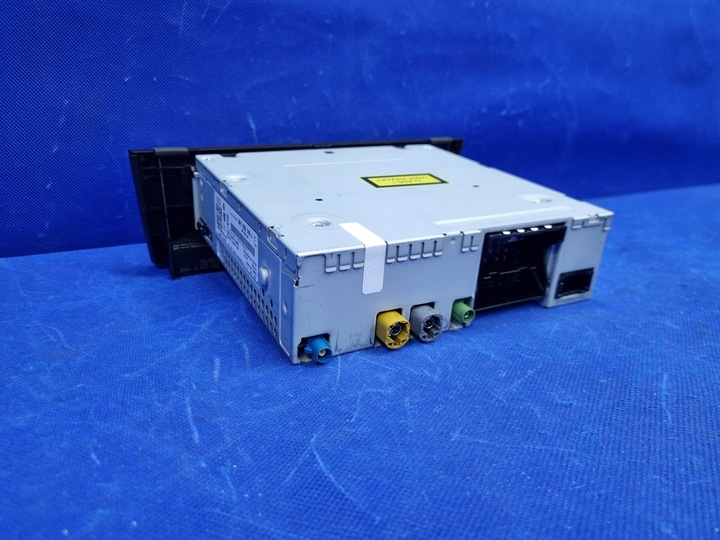 фото №6, Audi a5 8t модуль mmi навигации радиопроигрыватель оригинал 8r1035748j