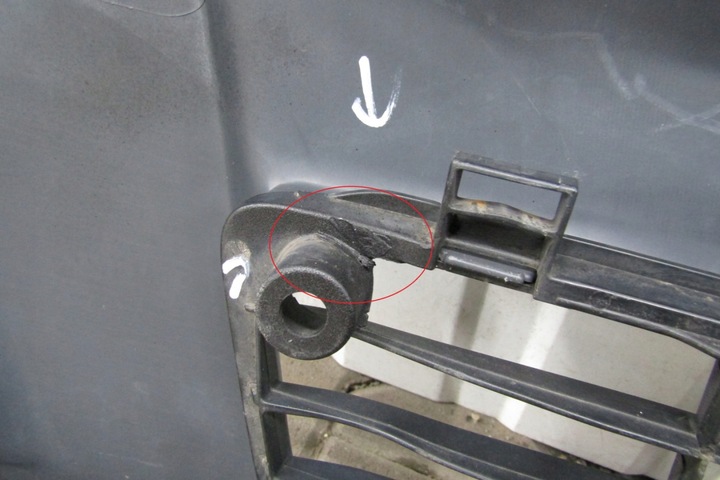 фото №12, Бампер перед переднее toyota hilux 7 vii рестайлинг 11-15