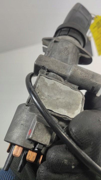 фото №9, Замок зажигания з ключом seat alhambra 4b0905851b
