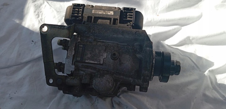 фото №8, Насос впрыскивающий opel 2.0 dti - 1465575011 0281011055 - штекеры -