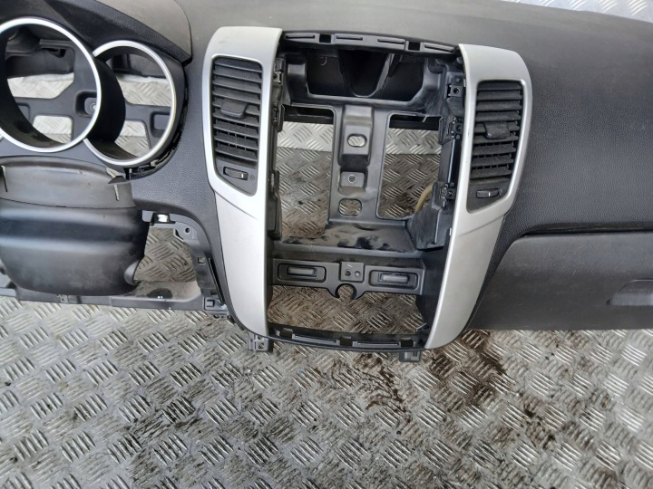 фото №8, Kia venga торпедо роздавальна капот pulpit датчик air bag європа 2009-