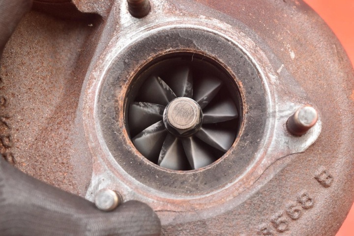 фото №9, Турбонагнетатель турбина 059145702s audi a6 c6 3.0 tdi 225 km 04-08