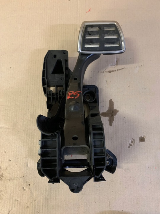 фото №1, Audi q3 83a педаль тормоза gaz 5q1723058cg