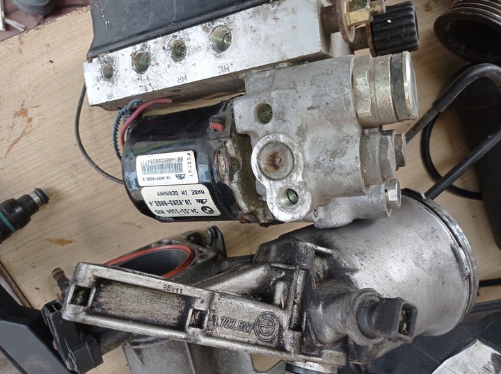 фото №13, Bmw e36 - sedan - audii, vw + другие - запчасти - распродажа !!!