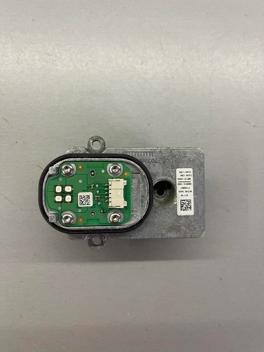 фото №1, Mercedes c-klasa w205 led jeż лампи 707881