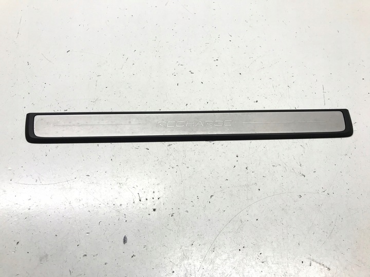 фото №1, Volvo xc40 recharge электрик 2021 планка накладка порога перед 32132599