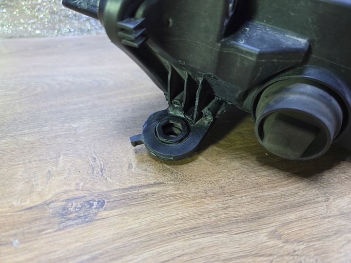 фото №8, Audi a4 b9 8w рестайлінг лампа перед передня права led 8w0941012