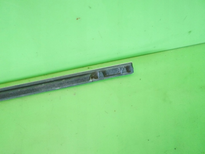 фото №7, Молдинг накладка права зад vw passat b5 fl 00-05