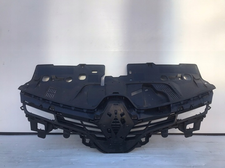 фото №1, Renault clio iv 4 решётка радиатора решётка бампера перед 012-