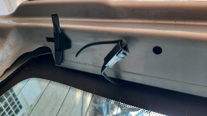 фото №3, Скло задньої кришки ford focus mk1 hb