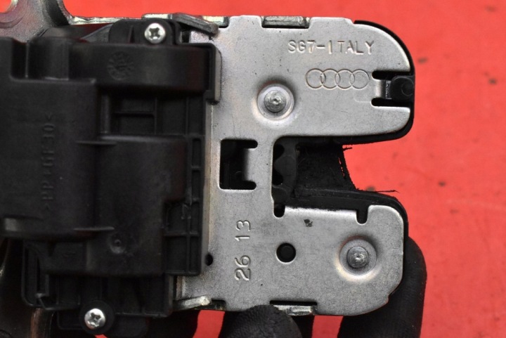 фото №6, Замок крышки зад багажника 5e0827505 skoda octavia 3 iii универсал 13-17