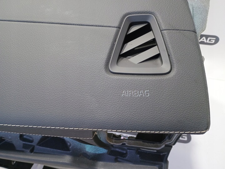 фото №9, Volvo xc60 2 ii head up кожа панель консоль подушка безопасности подушки ремни оригинал