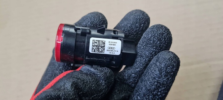 фото №8, Sq8 4m rsq8 q8 выключатель кнопка старт сплав красный 83a905217a sq7 4m q7