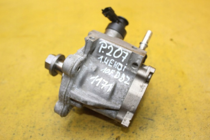 фото №10, Насос топливная рейка peugeot 207 citroen c4 ford 1.4 ehdi 9688499680 0445010516
