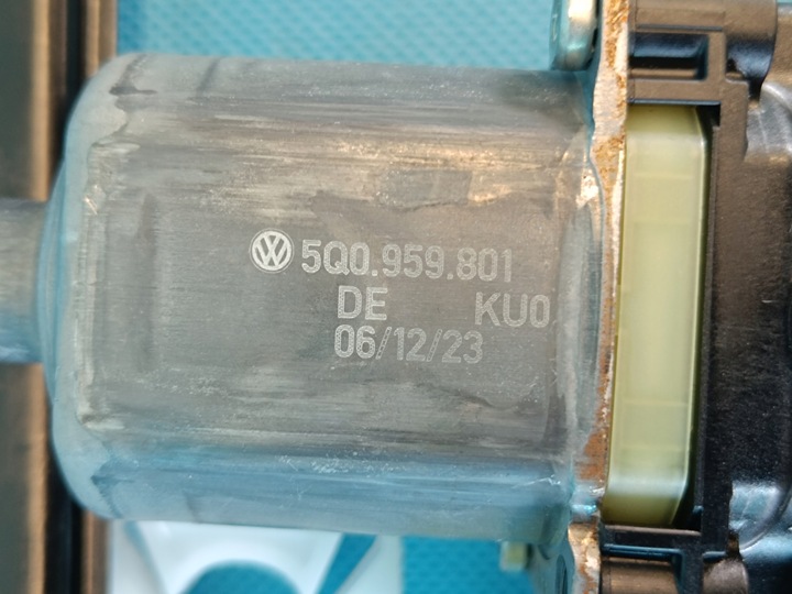 фото №10, Audi q3 f3 sportback 1.4 tsi 2024r механизм стёкла дверь левый зад 83a839461