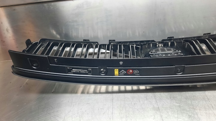 фото №16, Решітка радіатора решітка volvo xc40 ii 18- 31457342