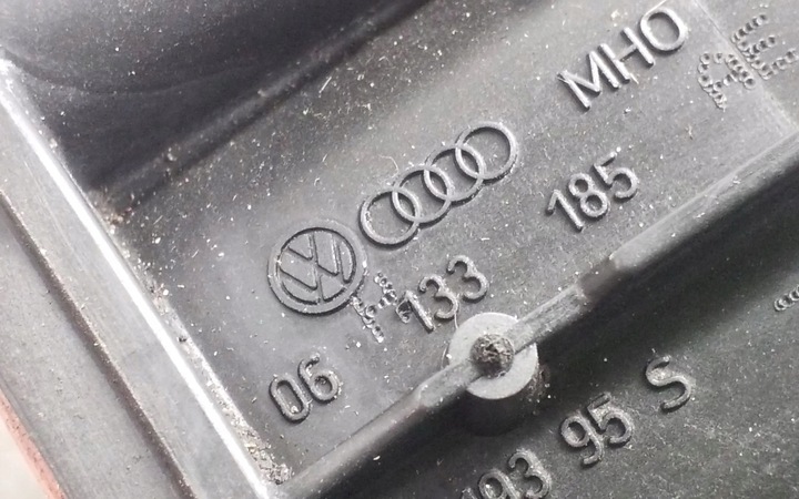 фото №8, 2010 audi a5 sportback 8ta коллектор всасывающий 06133185ae