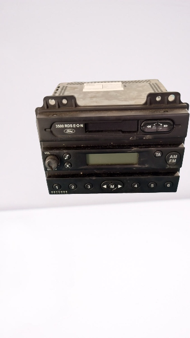 фото №1, Радио кассетный ford fusion 1.4b 02r