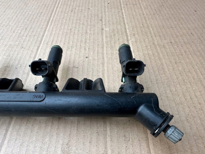 фото №9, Vw polo 6q fox 1.2b топливная рейка форсунки комплект 03d906031f
