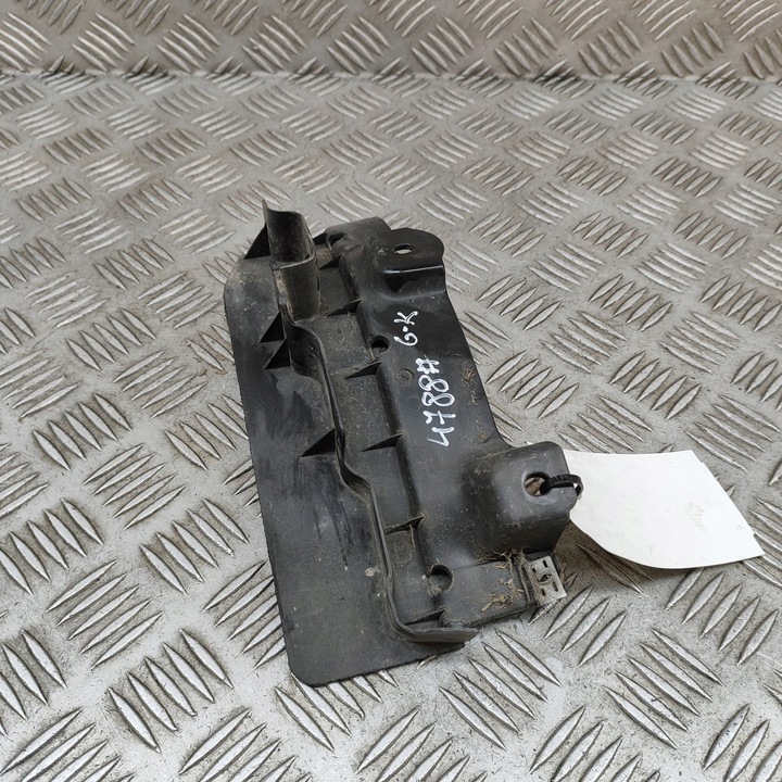 фото №5, Audi q4 sportback e-tron 2023 левая сторона брызговики задние