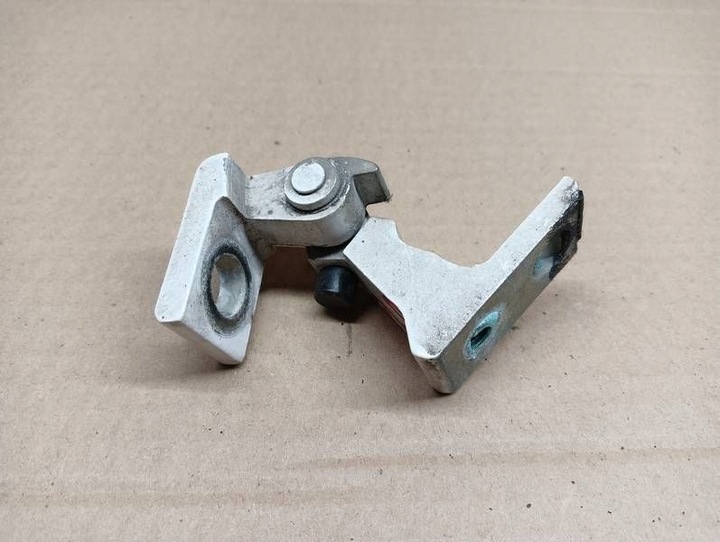 фото №1, Петля дверь левый перед dół skoda octavia iii 5e