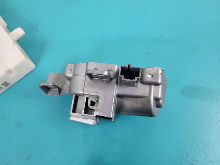 фото №7, Volvo v40 ii d3 14r 2.0 d компьютер набор стартовый ключ