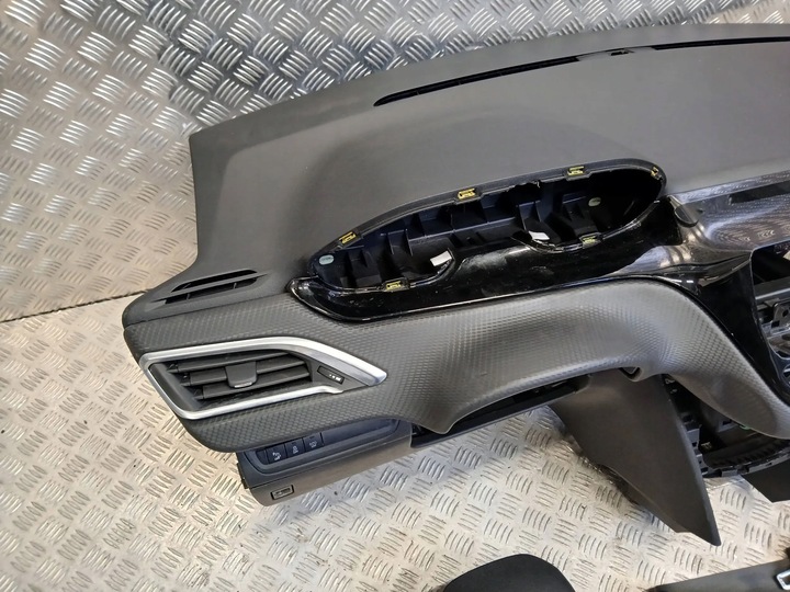 фото №8, Peugeot 2008 консоль панель подушки подушка безпеки ремені оригінал демонтаж європа