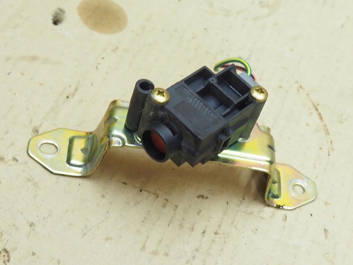 фото №9, Mazda tribute 00-07 вимикач ударний