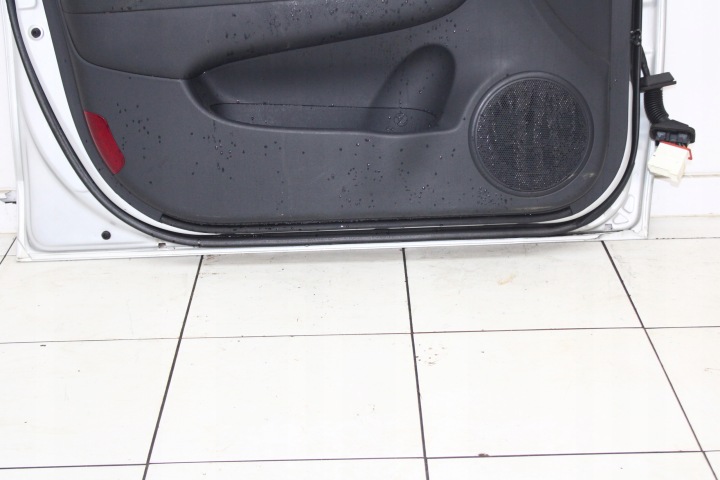 фото №8, Hyundai i30 i hb 2007r- двері ліві перед ліве передні 9r - код фарби
