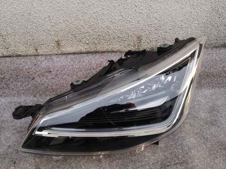 фото №1, Seat ibiza 5 v 6v1 arona полный led 2017- 17- лампа фара левый