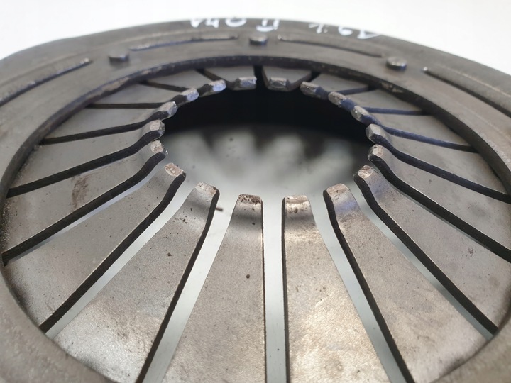 фото №3, Volvo v40 ii 1.6 d2 сцепление диск прижим