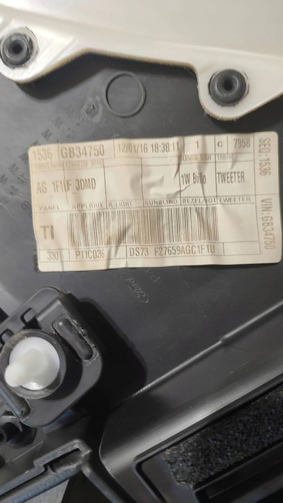 фото №9, Ford mondeo mk5 16r 2.0tdci зад сторона левая боковина обивка дверь