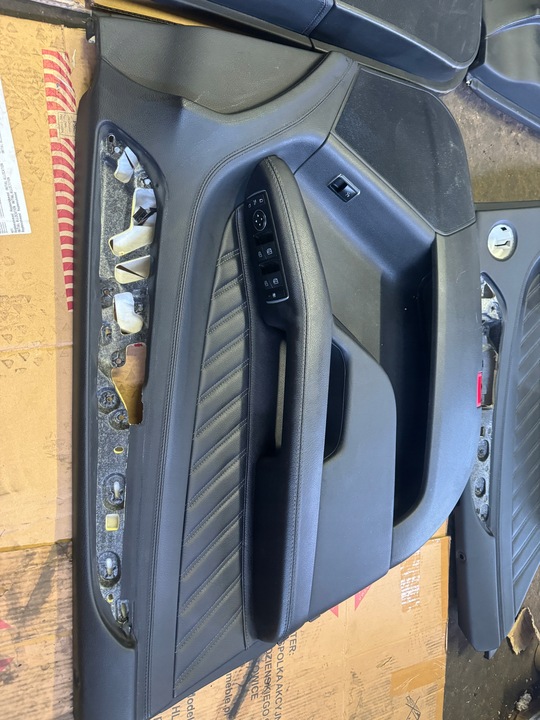 фото №9, Mercedes w166 gle amg шкіра оббивка сидіння диван сидіння комплект 2017r