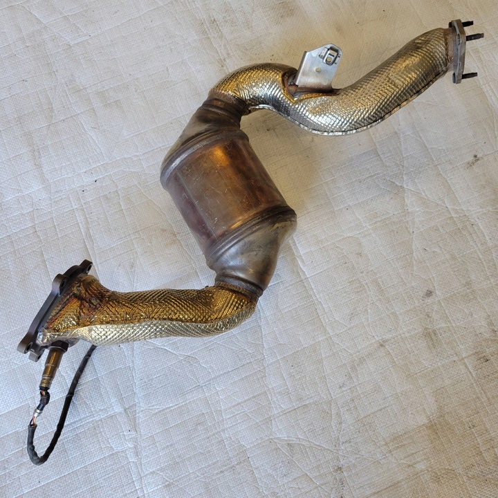 фото №2, Катализатор audi s6 c7 rs6 c7 s7 rs7 a8 s8 4.0tfsi v8 4g0131703a 4g0254250q