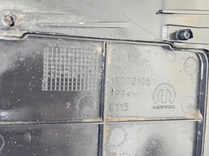 фото №13, Підкрилок jeep renegade рестайлінг 17- лівий перед оригінал 52092923 ліві передні