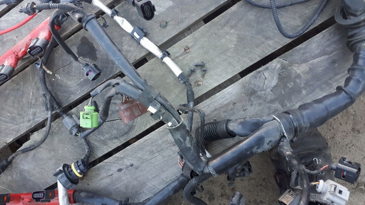 фото №8, S4 b8 рестайлінг установка джгут двигуна 3.0 tfsi s5