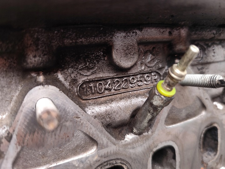 фото №8, Renault trafic головка двигуна 1.6 dci 125 дизель 92kw 125 hp 110422959r