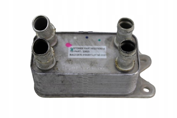 фото №1, Chrysler pacifica 2017- гибрид радиатор воды аккумулятора 68237838aa