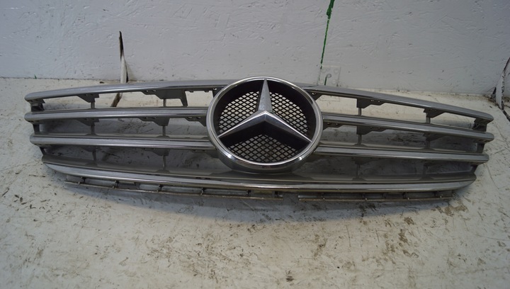 фото №10, Решітка радіатора решітка mercedes b w245 a1698800783