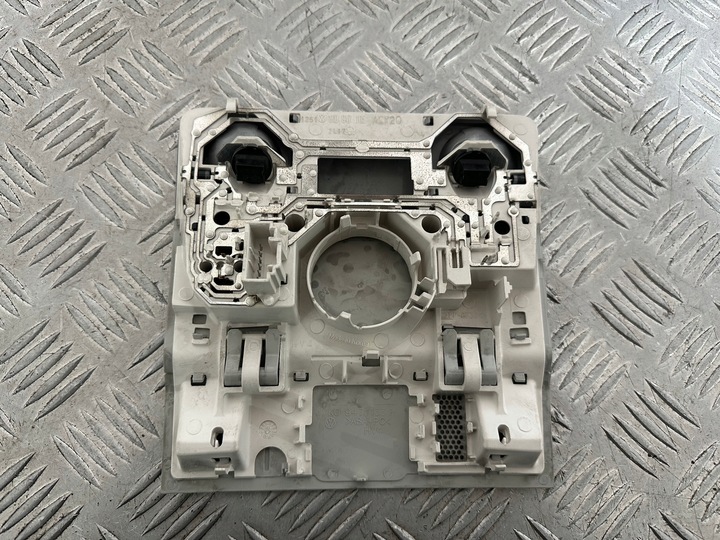 фото №14, Seat leon iii лампа потолок 1k0947105 1k0947133h