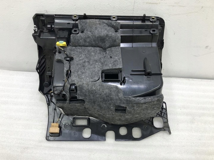 фото №10, Бардачок пасажира audi a5 8t 8k1857035