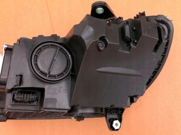 фото №14, Комплектні лампи повний led high performance low version європа do w206 2021-