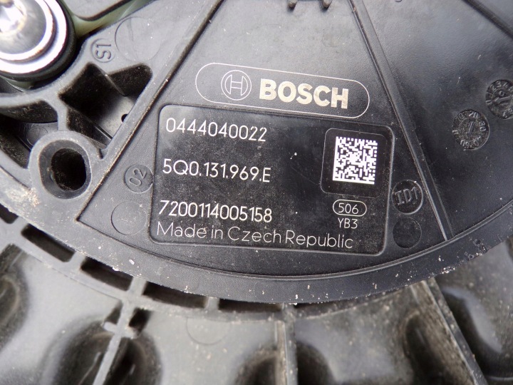 фото №16, Бак adblue 5wa131877a vw golf viii 2.0tdi