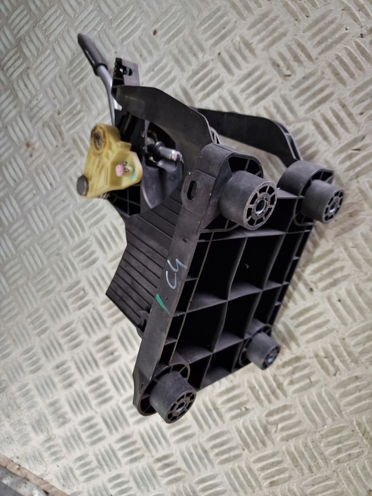 фото №1, Стержень домкрат изменения коробки передач citroen c4 ii b7